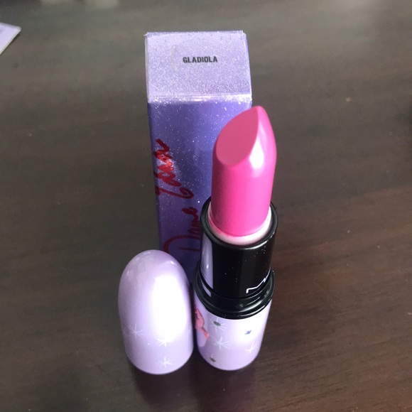MAC Cosmetics Other - MAC Dame Edna Gladiola
